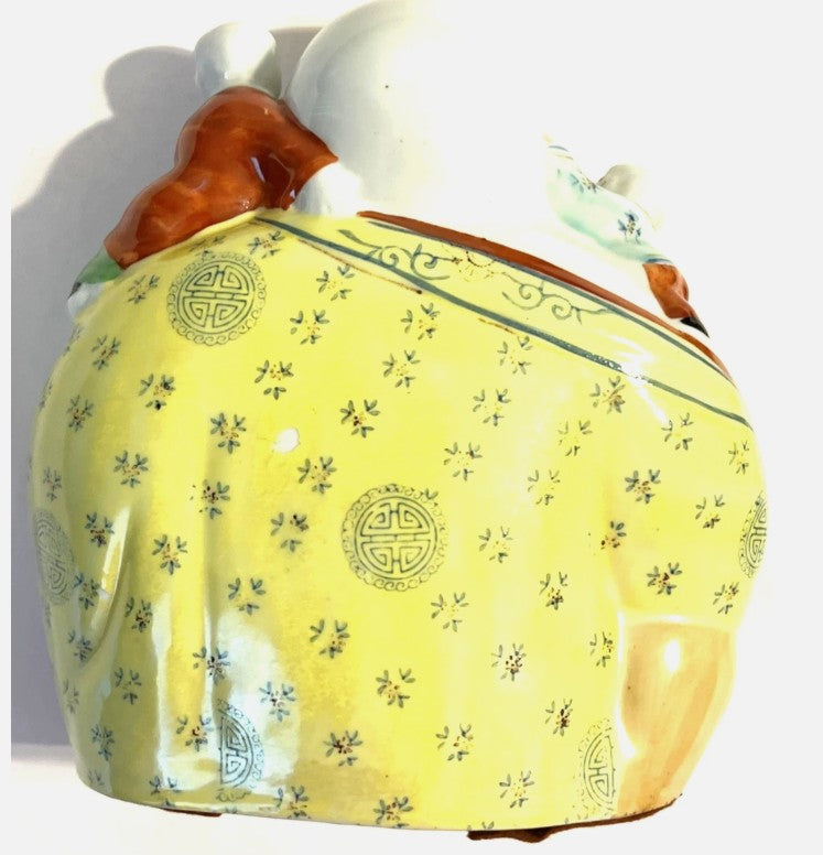 Vintage Chinese Porcelain Laughing Buddha with Children – Hand-Painted Figurine (Flaw)Vintage Chinese Porcelain Laughing Buddha with Children – Hand-Painted Figurine (Flaw)